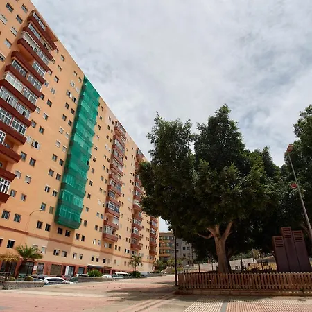 Work & Pet Friendly Urban Flat Close To The Beach Apartamento Las Palmas de Gran Canaria